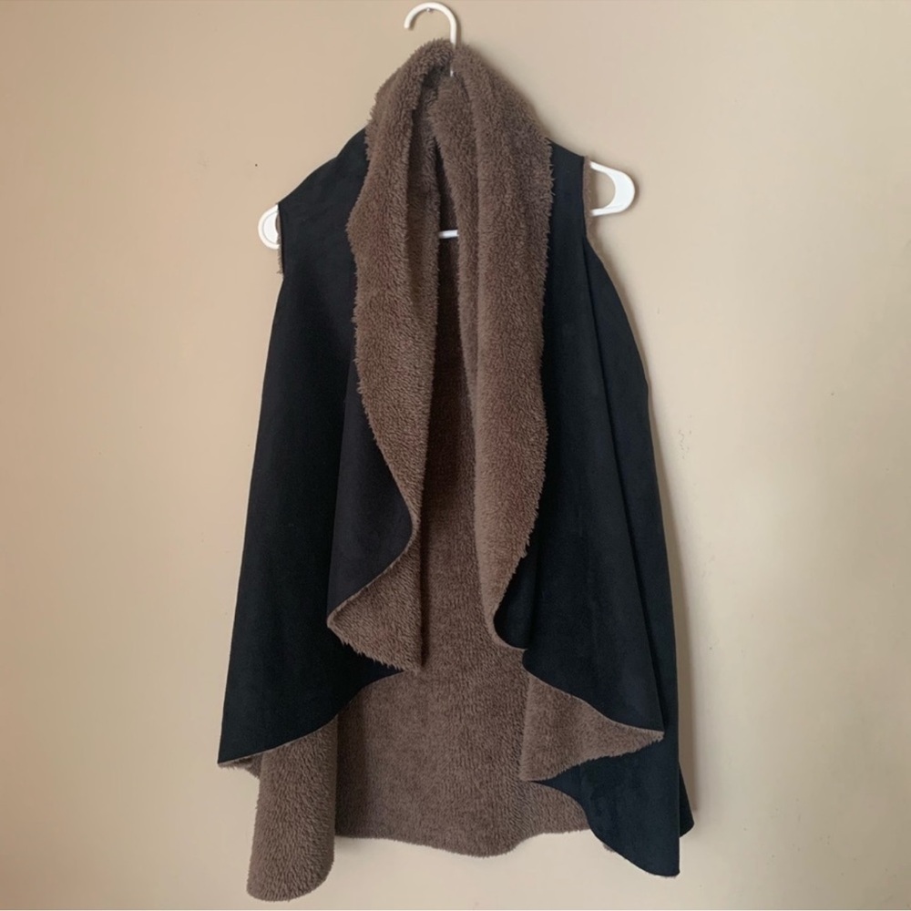 Steve Madden Black and Brown Reversible Vest
